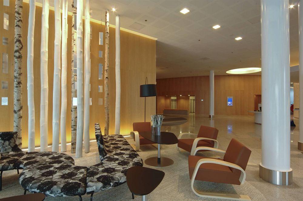 Hilton Helsinki Airport Hotel Vantaa Bagian luar foto